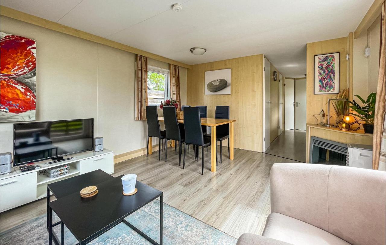 3 Bedroom Stunning Stacaravan In Tzummarum Zewnętrze zdjęcie
