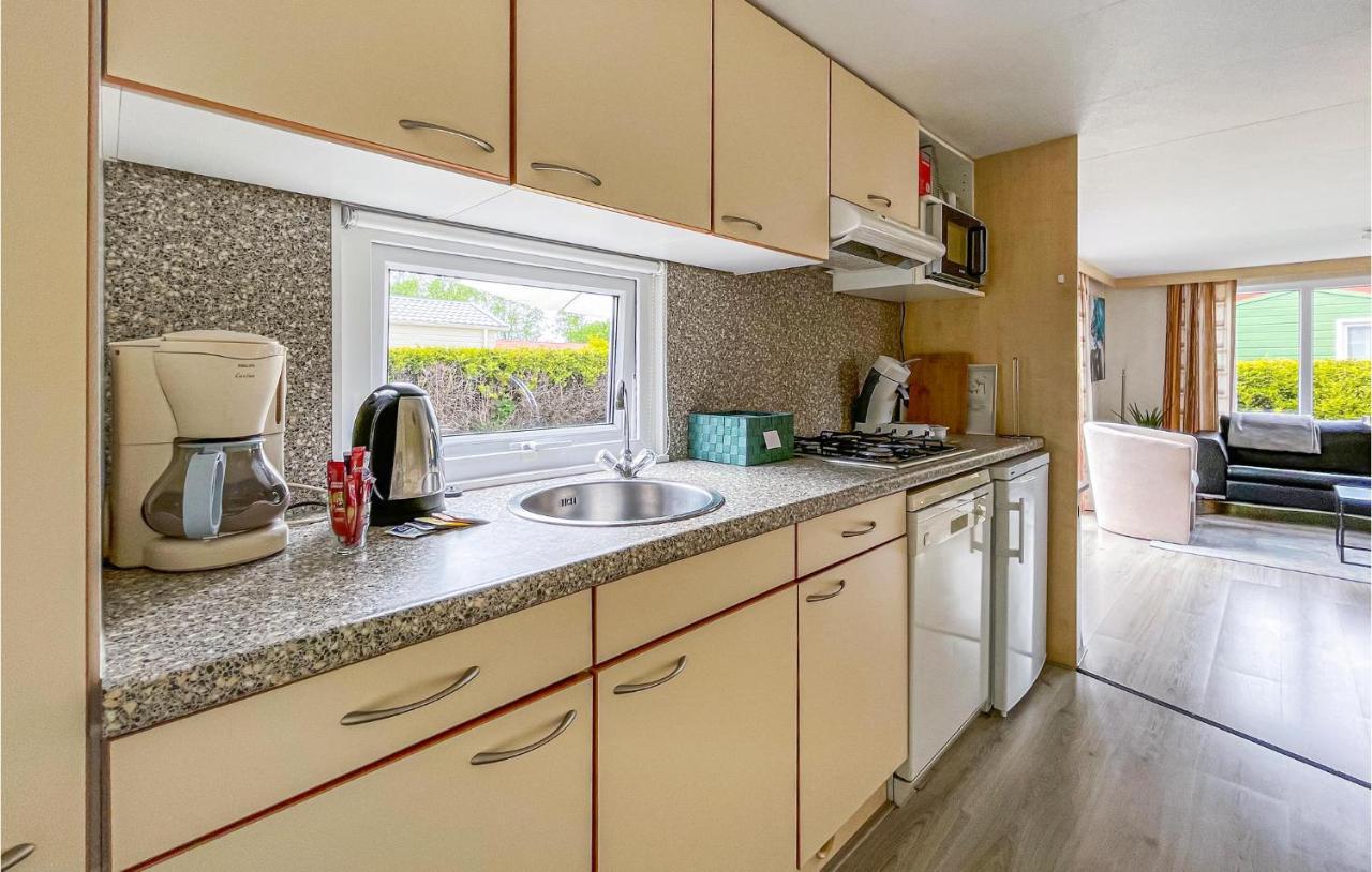 3 Bedroom Stunning Stacaravan In Tzummarum Zewnętrze zdjęcie